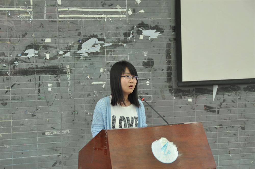 学生代表发言.JPG